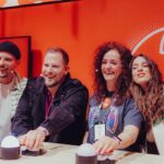 Vanessa Mai Instagram – Vor einigen Jahren unangepasst aus dem Rahmen gefallen….Jetzt bei OMR zum Thema „Erfolgsrezept: unangepasst“….. Ich hoffe, dass ich Menschen inspirieren kann, an den eigenen Visionen festzuhalten, auch wenn der Gegenwind unüberwindbar scheint. Danke @officially_omr für diese Bühne!