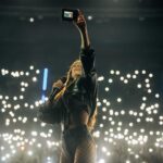 Vanessa Mai Instagram – HABEN WIR DAS GESTERN WIRKLICH ERLEBT? Ich hatte den Spaß meines Lebens!! STUTTGART wir müssen uns wiedersehen!!! Ich hab euch den ganzen Abend nochmal ins Highlight ZUHAUSE2024 gepackt. Ich möchte an dieser Stelle dem Team im Hintergrund danken, die diesen Abend erst möglich gemacht haben. Ihr habt alles gegeben und noch mehr. Deshalb aus tiefstem Herzen DANKE, dass ihr mir diesen Traum ermöglicht habt. Und ohne die Menschen, die uns sehen wollen, geht es natürlich auch nicht. Deshalb DANKE an alle, die sich gestern Abend für uns und das Konzert entschieden haben… Ich hoffe, dass ihr mit einem schönen Gefühl schlafen gegangen seid… Ich auf jeden Fall. ❤️ Wir sehen uns auf ZUHAUSE BEI DIR TOUR ab November!!! Wer nicht so lange warten möchte, wir spielen richtig schöne Sommer-Konzerte. Vielleicht ist ja ein Termin für euch dabei? Egal wann, ich freu mich schon einen auf ein Wiedersehen!! 🫶🏼
📸 @niko.neithardt