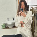 Vanessa Mai Instagram - Hatte ein richtig tolles Shooting heute und kann kaum erwarten das Ergebnis zu zeigen! Letzter Style wird Trend 🤝🏼