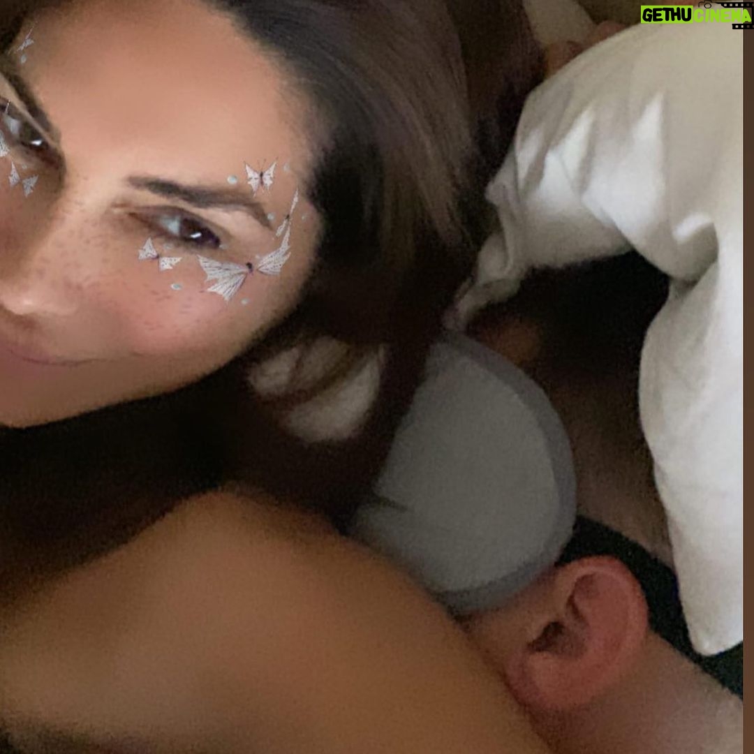 Vanessa Marcil Instagram - What is real love? Is it needing someone to make YOU feel good all of the time or is it wanting true freedom for that person even if that doesn’t involve you? What is the definition of real love to you?