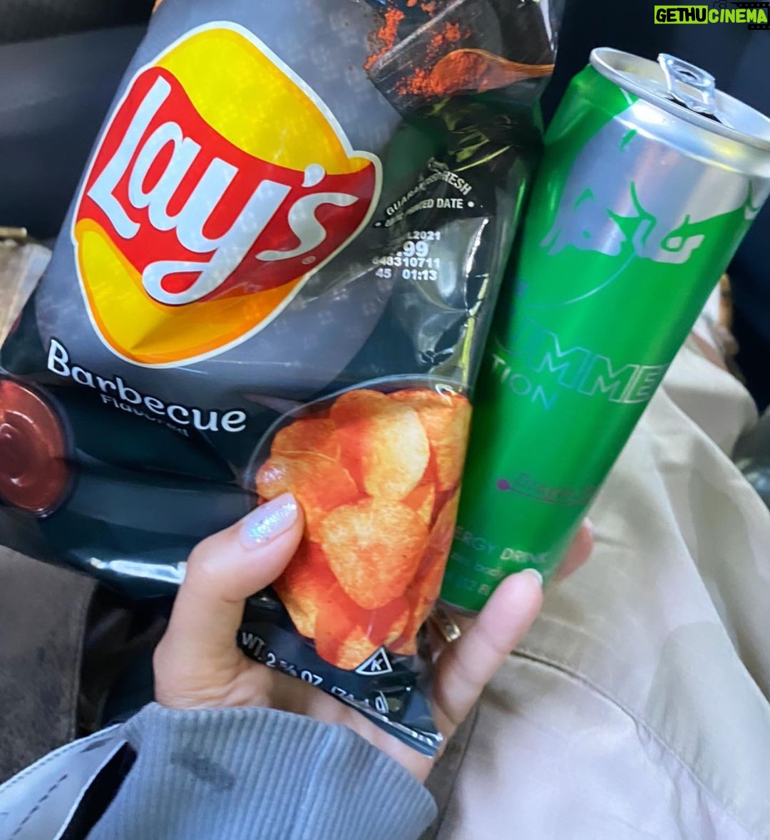 Vanessa Marcil Instagram - Kass and Ian drove me, Kass went in and held my hand. Most importantly Kass bought me red Bull & chips afterwards. I was dizzy. Grateful for my tribe.