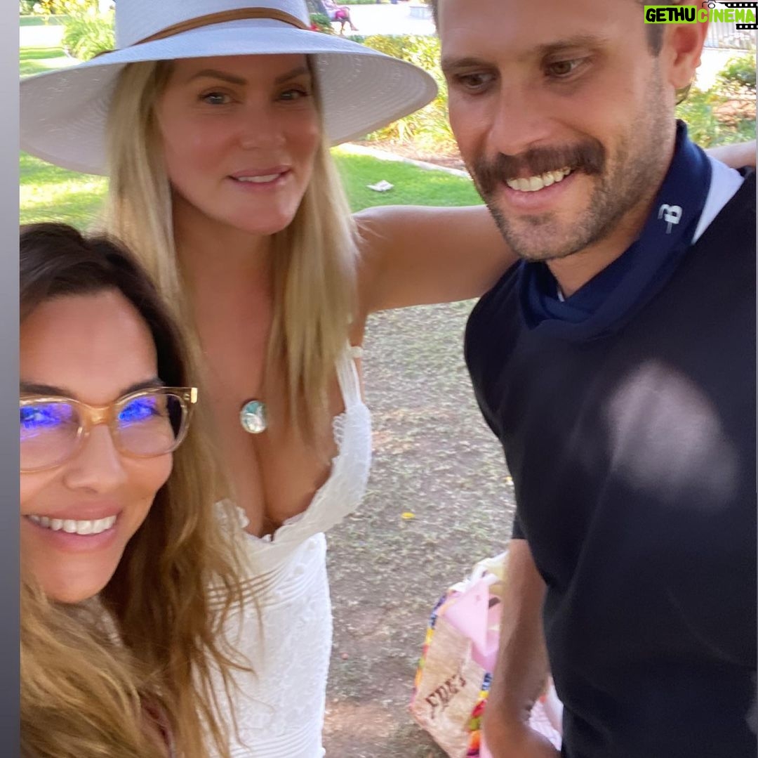 Vanessa Marcil Instagram - Best bday..... 🙏🏽🦋👑❤️
