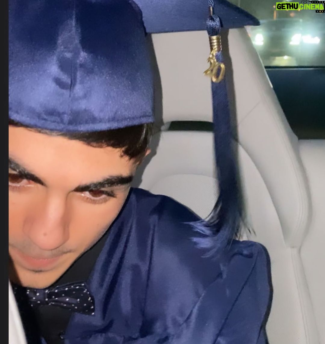 Vanessa Marcil Instagram - No words left. #classof2020🎓 @kassius_marcil_green