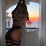 Vanessa Mariposa Instagram - Anzeige | You can find my picture in the dictionary under ‘hot‘ ❤️‍🔥🤫 link in bio ✨ @marsthelabel ________ #vanessamariposa #lingerie #hot