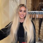 Vanessa Mariposa Instagram - Fresh hair ✨ Vor ein paar Tagen war ich wieder @hypebeautyandbar und hab mir die Haare machen lassen. Wie findet ihr das Ergebnis? Ich liebe es 😍 _______ #vanessamariposa #düsseldorf #freshhair #hairbeauty #beautyroom #summerhairgoals #hairlovers