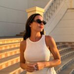 Vanessa Martins Instagram - Estava a precisar de vitamina D…Dubai. 😍 Thanks @rixospremiumdubai for having me.