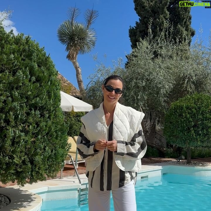 Vanessa Martins Instagram - @marbellaclubh está no meu top 5 de hotéis preferidos. Foi muito fácil chegar a esse lugar no meu coração. Voltarei ❤️