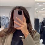 Vanessa Martins Instagram - Vários “eus” espelhados.