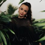 Vanessa Merrell Instagram - Only Have Eyes For You - 9/1 @butterflytigermusic Pre-save link in bio ♡