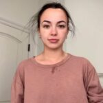 Vanessa Merrell Instagram – Simple Date Night look ♡