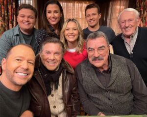 Vanessa Ray Instagram - #repost #MagnumMonday!  It’s a mini Magnum PI reunion, on the set of #BlueBloods this week, with guest star Larry Manetti & Tom Selleck — together again.  Wishing the late greats Roger E Mosley & John Hillerman could be here, too. 🙏🏼❤️🕊️ #Legends  #MagnumPI #BlueBloods #Family