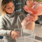 Vanessa Ray Instagram - This is an official @nicolekaplanfenton fan account. These are the prettiest blooms I’ve ever seen. These brightened this chilly winter night. @secretgardenrose
