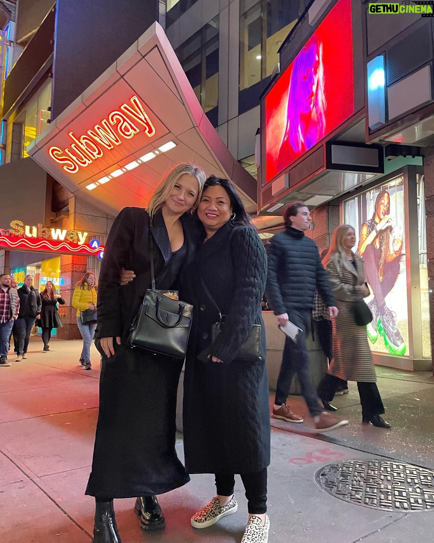Vanessa Ray Instagram - Oooo girl, we’ve waited a minute for this magic to happen. @lulupicart in a BROADWAY SHOW. The most talented, creative, good for the room, ARTIST. I sobbed. Like, a lot. Like, continually. It doesn’t matter if you’re on Broadway, TV, or doing a community theater show, when you see your people telling a story in a way that is groundbreaking, ya don’t forget it. @lulupicart you are my happy. #1776bway @1776musical @10kdollarday #broadway