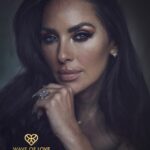 Vanessa Villela Instagram - Introducing the new collection of The Wave Of Love, “Embrace Your Magic” ✨🦋✨New Jewelry and Sunglasses 💎💍😎Available at VanessaVillela.com🥰 link in my BIO Shipping Woldwide🌎 Introduciendo la nueva colección de Wave Of Love, Cree en tu Magia!! ✨🦋✨ Disponible en VanessaVillela.com Link en mi perfil! Envíos a todo el mundo🌎 Photo by my ❤️ @tomfraud Hair color by @colorbycanale 🩵 Hairstyle by @desiiiluuu Makeup by me 🧜‍♀️