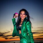 Vanessa Villela Instagram - Living in color 🩷💚 Feliz Martes 🦋 como va su día? 📸by my ❤️ @tomfraud