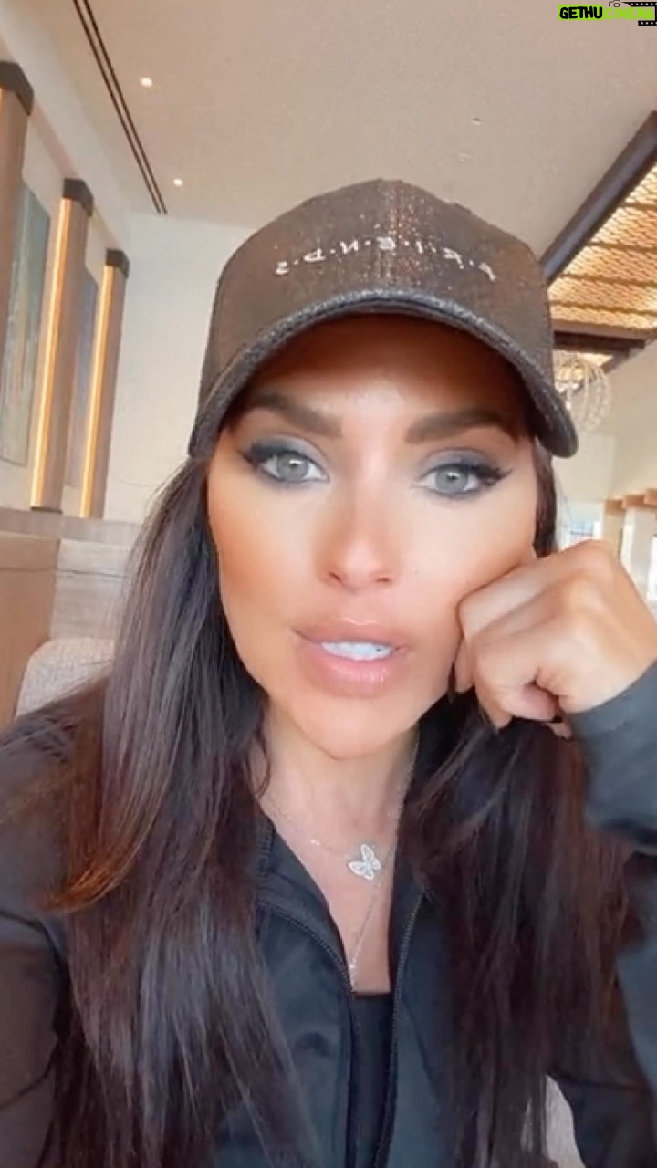Vanessa Villela - 2.2K Likes - Preguntas y respuestas de mi rutina para ponerme en forma ☺️🦋💪👙
Link de la proteina que tomo en mi perfil 🔗