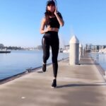 Vanessa Villela Instagram - Quick workout with VV 🥰🦋 Tell me what are your three favorite exercises and I might do them in my next post. 😊 let’s get in shape together 💪 Sesión de ejercicio con VV 🦋 Cuéntame cuáles son tus tres ejercicios favoritos y quizás los haga en mi próximo post. 😊 pongámonos en forma juntos 💪