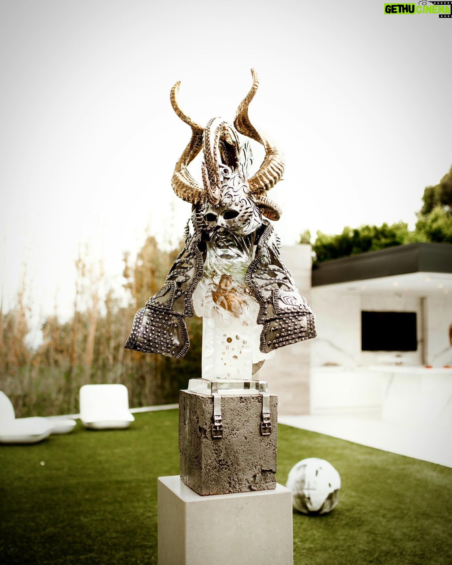 Vanessa Villela Instagram - ✨ Reliving the Magic of the Twilight Open House with Sculpture Showcase! ✨ I’m excited to give you a closer look at some of the amazing sculptures showcased at our unforgettable VIP open house at 9945 Beverly Grove Dr. Beverly Hills| 90210 We immersed ourselves in the world of artistry and elegance with the incredible works of Sir Daniel Winn, a true master of his craft. From the moment we set our eyes on this stunning piece, we knew we were witnessing something truly extraordinary. Believe me when I say everyone was in awe of his expert craftsmanship and the mesmerizing beauty of his work. I wish you could have been there with me to have seen his work in person! I hope these photos captured the essence of this breathtaking experience. Swipe through and let yourself be inspired by creativity. Make sure to stay tuned for more incredible moments of this amazing day! Sending you all the positive vibes and creative energy! ✨💫 🦋 Happy Friday Big THANK YOU to @taketwophotos for your impeccable and beautiful work! You guys are awesome!!🌟🌟🌟 #SculptureShowcase #ArtisticMastery #DanielWinnSculptures #LuxuryLiving #UnforgettableExperiences