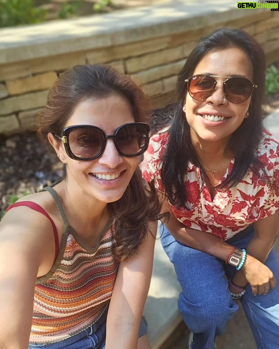 Varalaxmi Sarathkumar Instagram - Happy happy birthday to my mostttttttttt favorite person. The epitome of every good thing in the cutest package ! And God did answer my prayers.. . To endless celebration and happiness with Nick. God bless! Let my singing ring in your ears today :))) happy birthday varu ❤️