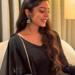 Varsha Bollamma Instagram – Haters will say that’s not a dimple 😌🤭🖤
.