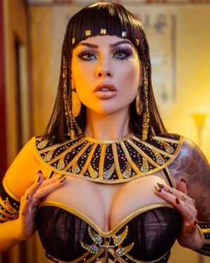 Vera Bambi Instagram - MY TOP 10 FAVOURITE IMAGES. This was tough but I thought I would sit down and pick a top 10. I would love to know your thoughts. Do you think these are in the correct order? Is there a better image missing?

Big love to the featured photographers: @pompiliophotography   @happytriggerla   @martinwongphoto

And to co-devil @hollywolfirl

#photooftheday  #fashion  #egirl  #girlswholikegirls  #modeling  #photography  #beachbabe  #babesofinstagram  #bikini  #dressup