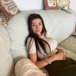 Vera Bambi Instagram – Hello from Grandma’s couch ♥️ the most peaceful place on earth