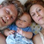 Vera Farmiga Instagram - Dear @justinpjtrudeau, Happy Father’s Day. I wish I was home celebrating with my family this weekend, it’s just a car ride away, across the border. We have kids the same age. I have been apart from own and my husband going on 8 weeks. I am fully vaxxed for months now and work permitted, trapped in Toronto because of the current 14 day quarantine, which is flagrant in the face of science. LOVE AND FAMILY IS ESSENTIAL. I get putting a halt on non essential travel until further notice July 21st, but I am here contributing to your economy, double vaxxed and work permitted. Please lift quarantine restrictions for the fully vaxxed and essential work permitted. Again, Happy Father’s Day. @senschumer @pattyhajdu @fordnationdougford @joebiden @kamalaharris @repbrianhiggins @rennhawkey @fynnhawkey @herpetologist_fynn @gyttahawkey
