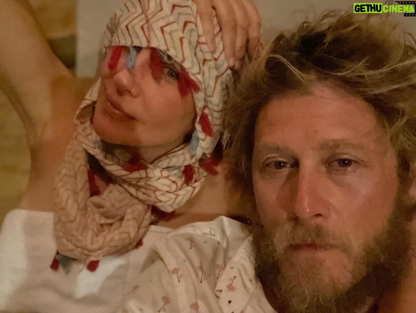 Vera Farmiga Instagram - Dang that Cupid… drew back his bow… really let that arrow go with us. 💘💘Love you, my best friend. Love us, then and now. Let’s party @rennhawkey