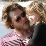 Vera Farmiga Instagram - Happy Father’s Day to the Pied Piper sherpa of our lives, @rennhawkey. You, Love of my life, have walked 4541 days of epic paternity, carrying us on your strong back, giving, sacrificing, loving, humoring us towards the summit. Rock on, my Love, in your fatherhood expedition. You are a master.