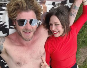 Vera Farmiga Instagram - Ol’ sexy chest Hawkey.  We love you and love pressing up to your golden heart.  Happy Father’s day to a father who’s a happy one!