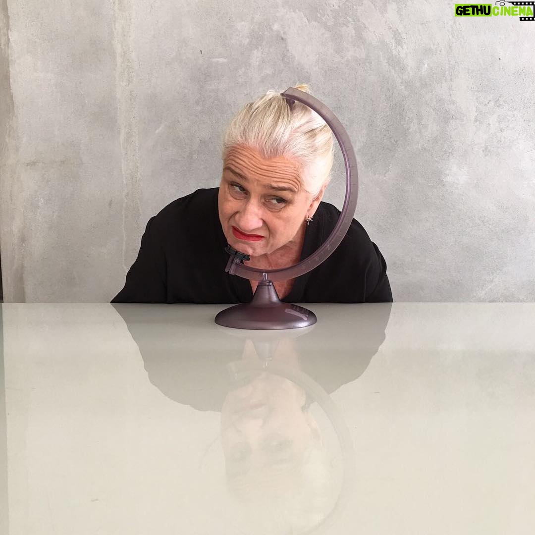 Vera Holtz - 106.1K Likes - hYbris