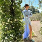 Vicky Kaya Instagram - In the mood for blue! ✨ #gardenlove