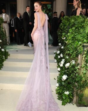 Victoria Beckham Instagram - British star, Phoebe Dynevor wore a custom Victoria Beckham gown to last night’s Met Gala. In a nod to this year’s ‘Sleeping Beauties’ theme, the ethereal silhouette was hand-crafted from archival lace, and embellished with over 300 lace appliqué flowers, hand-cut and hand-sewn onto a tulle base. Find out more in stories…

#VBMetGala