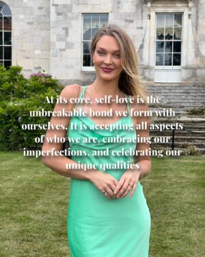 Victoria Jancke Instagram - Everybody could use a little extra self love and self-confidence. A helpful tip is to practice positive self talk to instill this within yourself. ❤️🙏 #motivation #motivationalquotes #motivationalspeaker #selfhealers #healthylifestyle