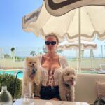 Victoria Jancke Instagram - My 2 favorites 🐶 dogs are the better humans. ❤️ that’s what I call deep unconditional love. Are you team dog or cat?