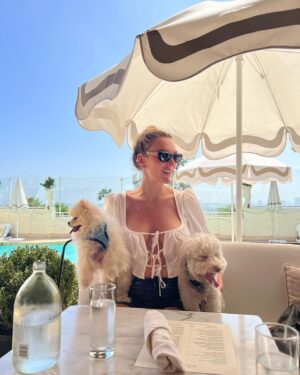 Victoria Jancke Instagram - My 2 favorites 🐶 dogs are the better humans. ❤️ that’s what I call deep unconditional love. Are you team dog or cat?