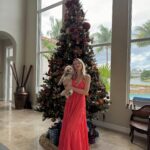 Victoria Jancke Instagram - Merry Christmas everyone ❤️ Much love and blessings from @winnie.havapoo and me from our first Christmas in the US ✨🇺🇸❤️