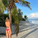 Victoria Jancke Instagram - favorite spot 🐠❤️🌴 @hideawaybeachmaldives @signaturecollectionmaldives