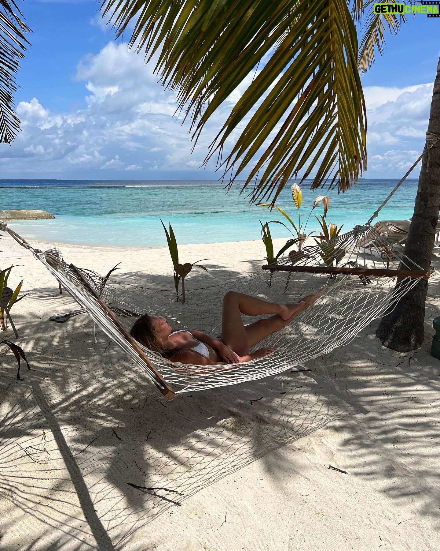 Victoria Jancke Instagram - ✨When dreams come true✨My whole life I’ve wanted to visit the #maldives and here I am. 🥹🩵✨ I'm currently still soaking up the sun and the sea at the @hideawaybeachmaldives @signaturecollectionmaldives , and I have to say, it just keeps getting better and better! Every day brings new adventures and experiences, whether it's discovering new marine life while snorkeling or simply lounging in a hammock by the ocean. One of my favorite things about this resort is how seamlessly it blends luxury with natural beauty. The villas and suites are stunningly designed, with private pools and direct beach access, while the surrounding tropical gardens and turquoise waters are just breathtaking. It's like living in a postcard! #signaturecollectionmaldives #thesignaturecollection #anzeige