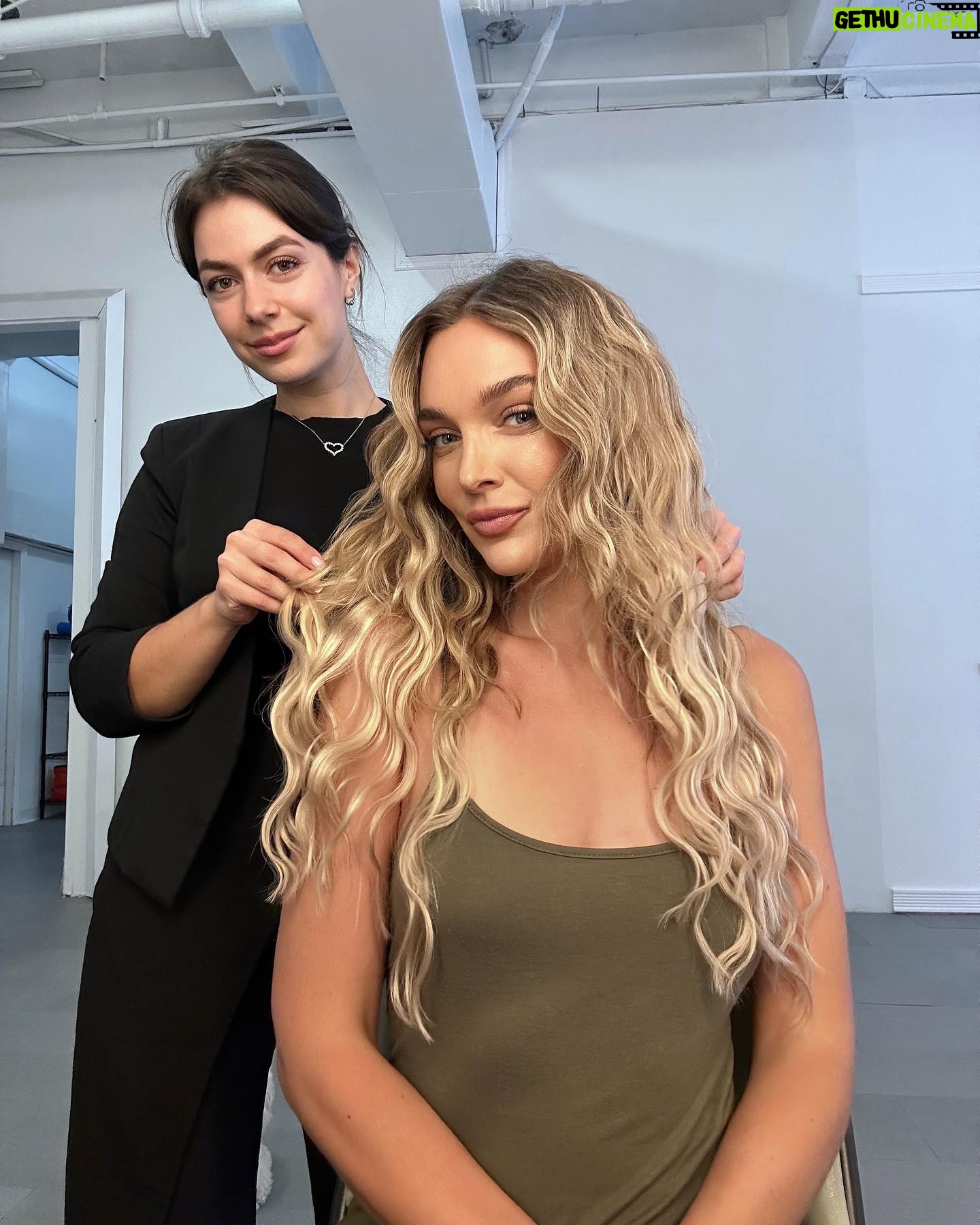 Victoria Jancke - 432 Likes - Getting ready for photoshoot for podcast with @victoria.jancke , hair @cashmere_hair #makeupartist#makeupmiami#hairstylemiami#hairstyle#hairartist