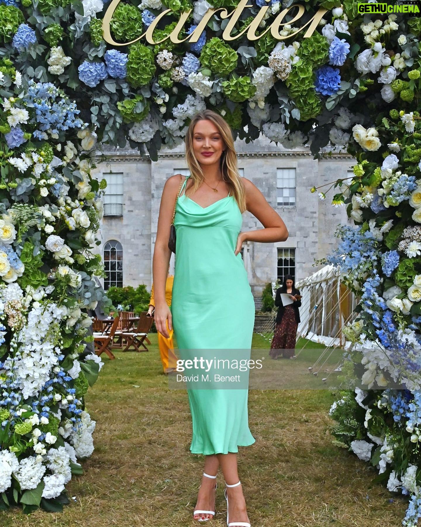 Victoria Jancke - 3 Likes - Thank you for having me @cartier @laurentfeniou and his Grace, The Duke of Richmond and Gordon. What a splendid day. ✨Photo: @davebenett
#cartier #goodwoodfestivalofspeed #anzeige