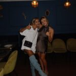Victoria Mehault Instagram – Ça y est, j’ai 25 ans !!! Mes anniversaires ont souvent été pour la plupart tristes, comme toutes les autres fêtes d’ailleurs. J’ai toujours vécu ça comme une piqûre de rappel, pour bien me souvenir que j’ai un cadre familial hyper bancal voir quasi inexistant et donc en somme, que je suis très seule. Sauf qu’aujourd’hui je l’ai ressenti différemment. Je le fête au côté de celui avec qui je veux construire ma vie, qui m’a fait une surprise extraordinaire et juste qui m’aime de manière saine et totalement désintéressée, franchement pour moi c’est un truc de malade !!!! Et aussi, mon cercle d’amis qui c’est ÉNORMÉMENT restreint cette année d’ailleurs. Ce qui n’est pas plus mal en soit, car aujourd’hui je suis entourée uniquement de personne extraordinaires 🤍 Je pense que c’est la première fois que je me sens autant à ma place, que ce soit avec eux et aussi avec vous!!! Autant moi même, aimée et considérée, surtout pour faire un travail que j’aime et développer mes projet. Tout le mérite vous revient donc merci 🤍 
Signé : la version la   heureuse de moi même