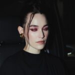 Victoria Pedretti Instagram - @balenciaga @demnagram @adamkudeimati @dianne