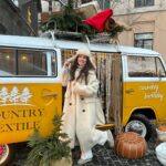 Viktoriya Dayneko Instagram - Вот и зима пришла. Отпраздновали на дне рождении любимых @countrytextile @vikacountry🥰❤️