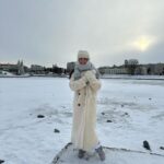 Viktoriya Dayneko Instagram – Пока вся моя лента в Тае, мы съездили на несколько дней погулять в Минск на машине. Погода была прекрасной, прогулки тоже. Чудесный мини-отпуск в трениках и без мейкапа. Ну и курс повышения водительской  квалификации прилагался автоматом.