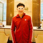 Vino G. Bastian Instagram - Seneng banget akhirnya bisa terbebas dari mata minus dan silinder, setelah research di beberapa klinik dan rumah sakit akhirnya gw mutusin untuk lasik di @lasikindonesia dengan menggunakan metode ReLEx SMILE Pro di tangani oleh @dokter_mata_devy_mandagi. Prosesnya cepet banget, hitungan detik, tapi hasilnya sangat memuaskan! 👍🏻 Sudah menangani ribuat mata di seluruh Indonesia 👀 🥇Pokoknya, kalau mau lasik, percayain aja ke Ciputra SMG Eye Clinic @lasikindonesia . RECOMMENDED! #ItsTimeToUnframeYourSight