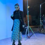 Violeta Isfel Instagram - Te prometo que después de superar tus propias tormentas, disciplinándote contigo mismx, con la ayuda de los profesionales que necesites; llega una paz y un reencuentro personal que te llena de fortaleza y el más genuino amor 🥰 Nadie hará por ti, lo que tú no hagas por ti. Tú puedes, no estás solx 🫂 12/ENERO #DíaMundialContraLaDepresión #VioletaIsfel #coleccionandoexperiencias Checa el video completo en el link de mi biografía. ¿Tienes alguna experiencia que te gustaría compartir? Televisa San Ángel
