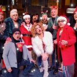 Violeta Isfel Instagram - ¡Familia, felices fiestas de parte de todo el elenco de Lagunilla de barrio!🎉 Ahora, pa’ cerrar el año a puro bailongo, los invitamos a nuestro Maratón Navideño del 26 al 30 de Diciembre. 🎄 No se lo pierdan, va a estar de 10. 🚀 ¡Felices fiestas, raza! 🌟 Que la buena vibra de Lagunilla Mi Barrio los acompañe siempre. 🔥✨ #FiestasEnLagunilla #GraciasMiBarrio #MaratónNavideño #ÑeroHastaElAñoNuevo Centro Cultural Teatro 2