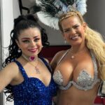 Violeta Isfel Instagram - @niurka.oficial prendió la #fiesta en el escenario de @lagunillamb_ Cerramos con broche de oro este maratón de funciones con la presencia de #mamáNiu Gracias por tus genuinas lágrimas y hacernos saber que te sientes amada en nuestra hermosa familia #LagunillaMiBarrio ¿Ya viste la obra? ¿Cuantas veces? ¿Cual es tu parte favorita? #violetaisfel #teatro #teatromusical Centro Cultural Teatro 2