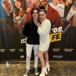 Violeta Isfel Instagram - ¡Heeeyyyy mis amooooreeeeees! ¿Ya vieron la película 🎥 🍿 @nosotroslosdelafe? Estoy muy feliz porque aún estaremos en cartelera en todas las salas de @cinepolismx de México hasta el #miercoles 22 de #noviembre del #2023 Me siento muy orgullosa por que comparto créditos con 2 de mis almas gemelas; mi hijo @omar.isfel y mi mejor amiga @luz.edith.rojas Así que por favor corran al #cinepolis que les quede más cerquita y disfruten de esta hermosa comedia llena de diversión y un mensaje de amor. A quienes me manden un mensaje directo en mi Instagram, con la fotito de su boleto y me cuenten qué pasa en la escena que mi hijo Omar y yo compartimos en la película, les llamaré personalmente por video llamada para platicar un ratito. Gracias por su apoyo siempre, espero sus fotitos para poder platicar. #violetaisfel #coleccionandoexperiencias #pelicula